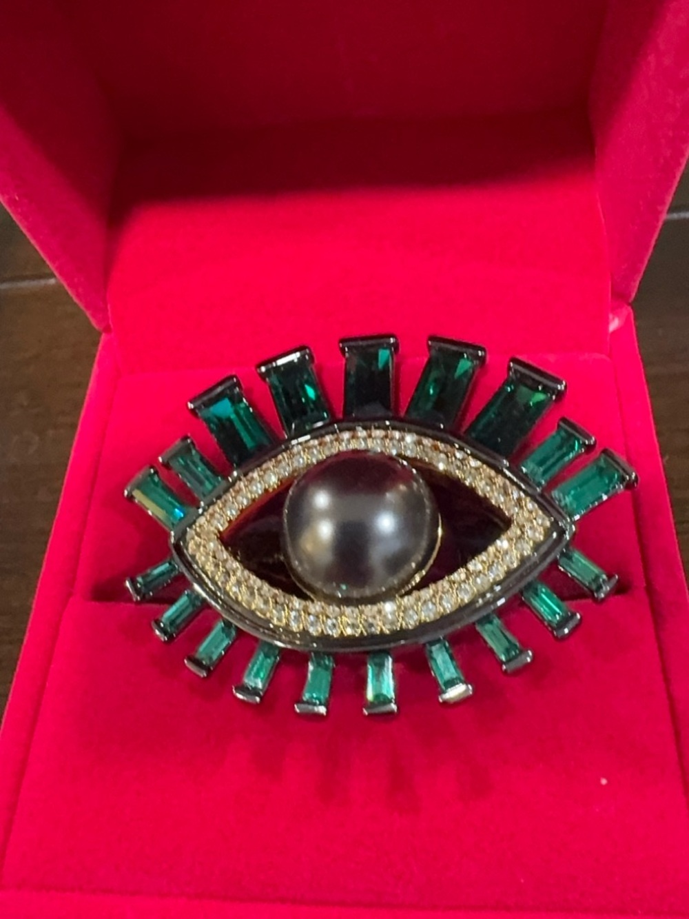 Kurt Geiger Emerald Eye Statement Ring - Green & Black Size 8 - Picture 4 of 7